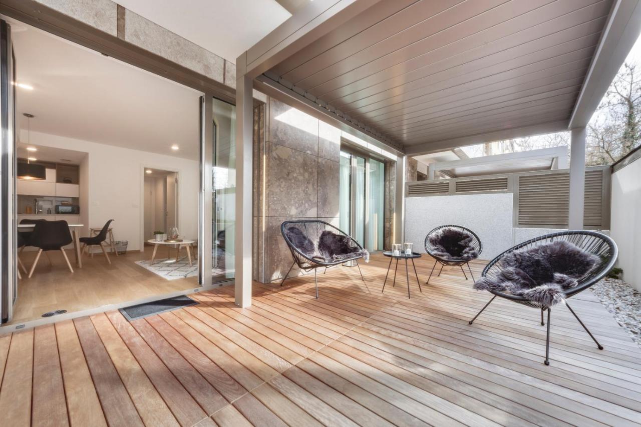 Central Apartment With Private Garage 卢布尔雅那 外观 照片