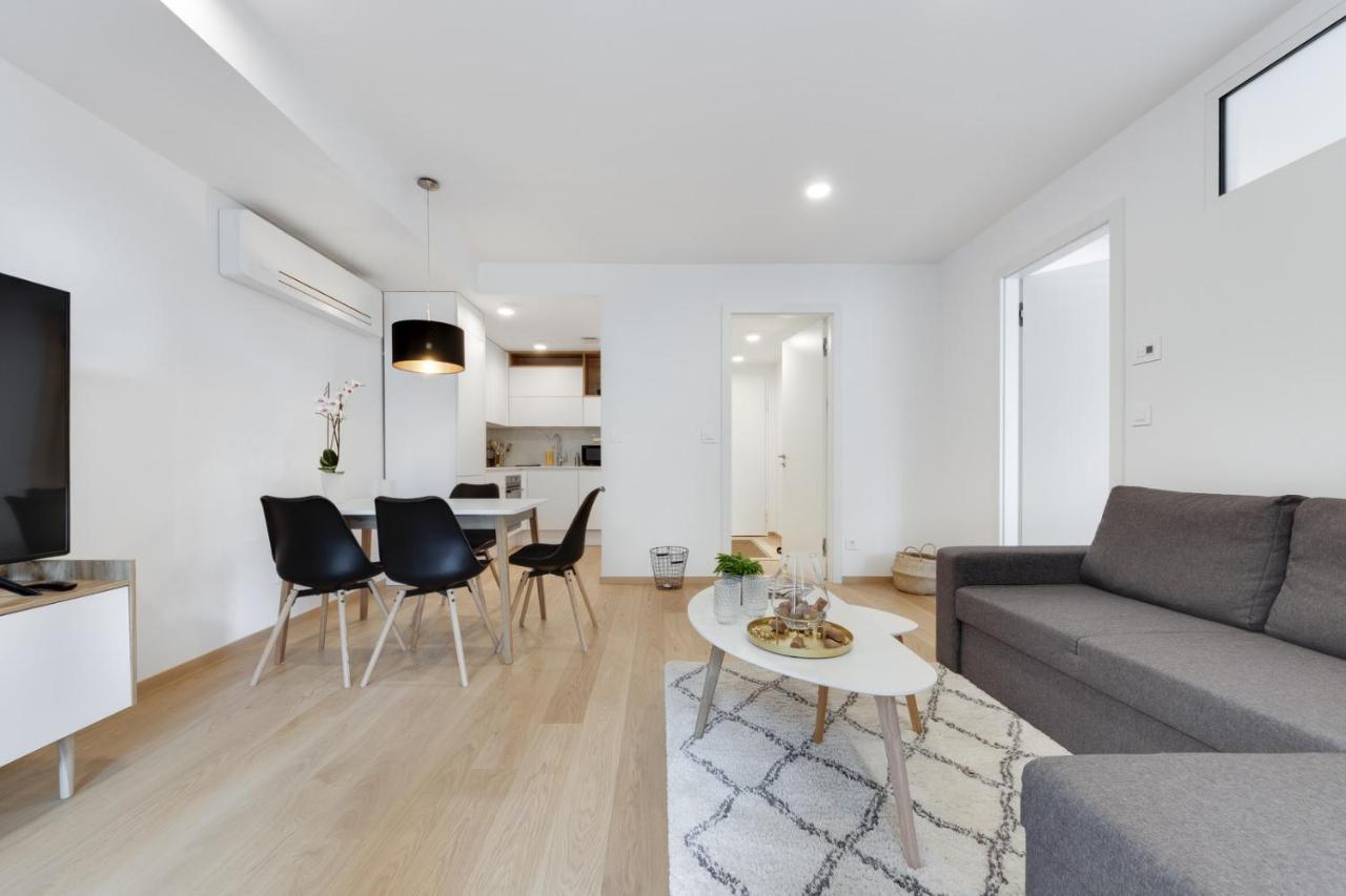 Central Apartment With Private Garage 卢布尔雅那 外观 照片
